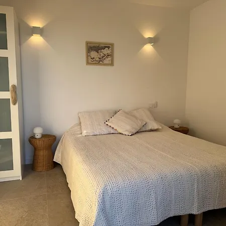 La Nausikaa A Benat וילה