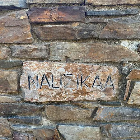 La Nausikaa A Benat *