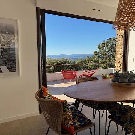 La Nausikaa A Benat Villa